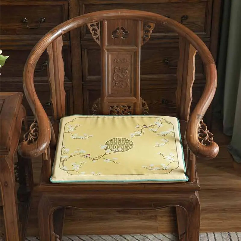 Chinoiserie Classical Windows Short Plush Chair Cushion