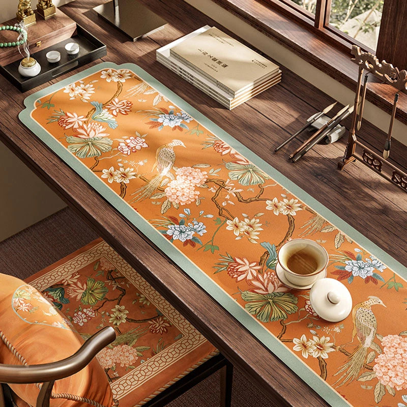 Chinoiserie Vintage Leather Mountain Hydrangea Table Mat