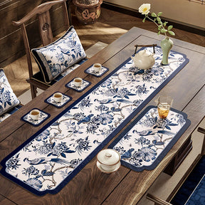 Chinoiserie White and Blue Table Drying Mat