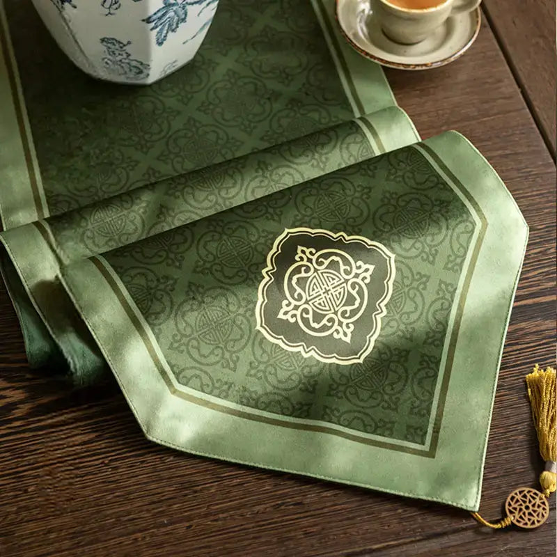 Chinoiserie Dark Green Elegance Table Runner